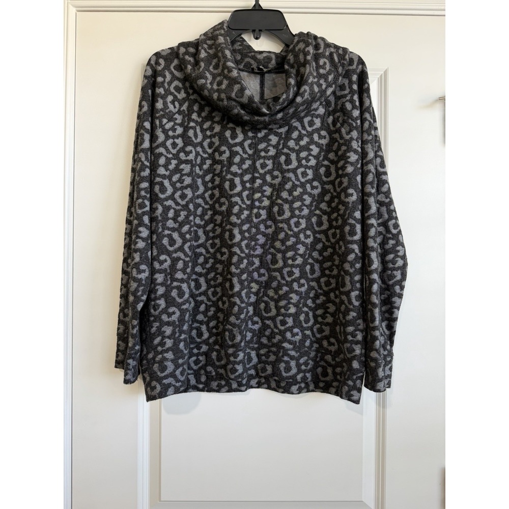 Jones New York Sport Women's Leopard Print Cowl Neck Sweatshirt Size XL